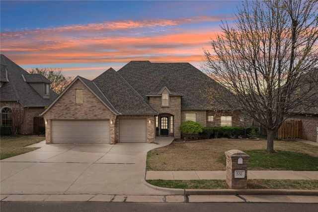 532 Conquistador Court, Edmond, OK 73025
