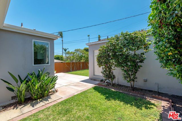 7501 Earldom Avenue, Playa Del Rey (los Angeles), CA 90293