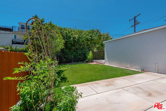 7501 Earldom Avenue, Playa Del Rey (los Angeles), CA 90293