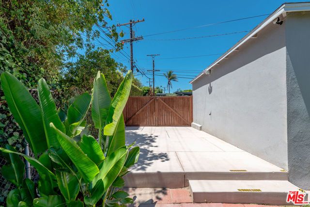 7501 Earldom Avenue, Playa Del Rey (los Angeles), CA 90293