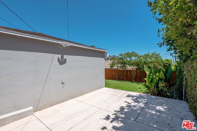 7501 Earldom Avenue, Playa Del Rey (los Angeles), CA 90293