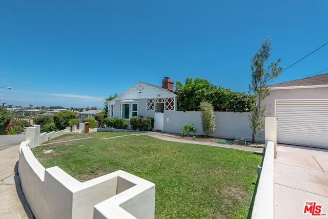 7501 Earldom Avenue, Playa Del Rey (los Angeles), CA 90293