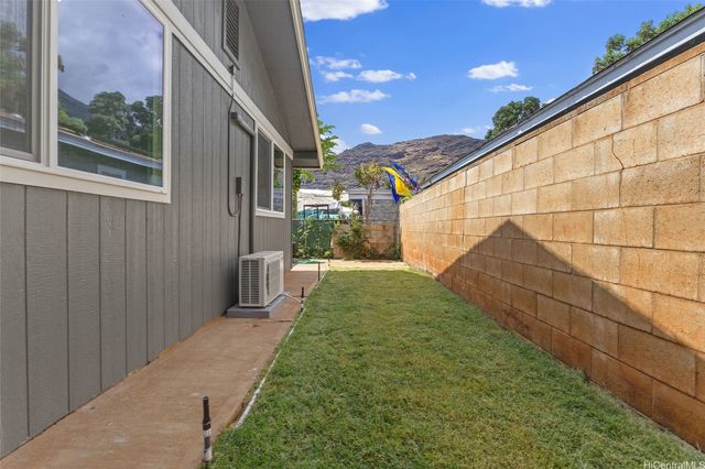 84-564 Manuku Street, Waianae, HI 96792