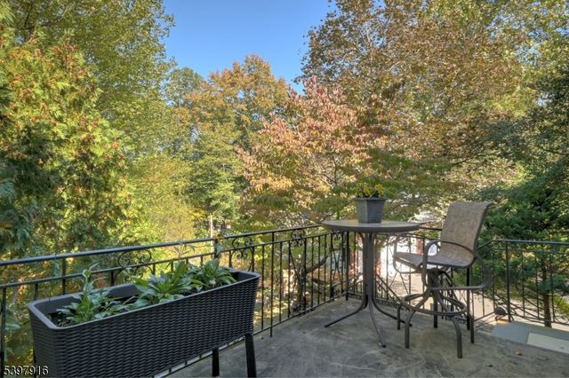 45 The Fellsway, New Providence Boro, NJ 07974