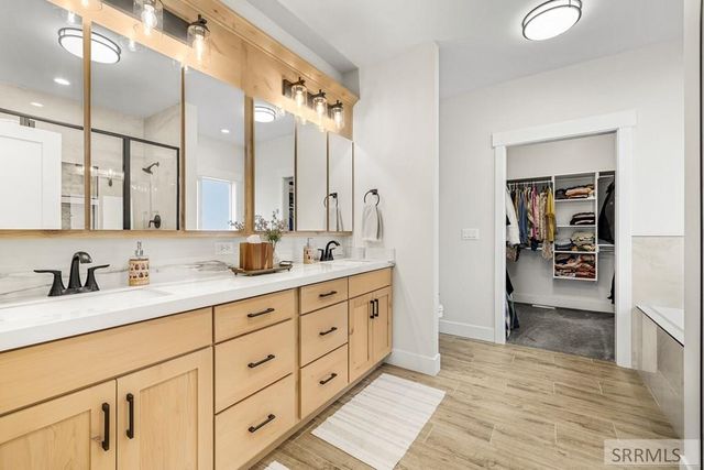 1468 Bellagio Drive, Ammon, ID 83406