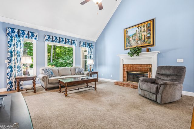 3240 Creek Trace W, Powder Springs, GA 30127