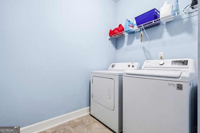 3240 Creek Trace W, Powder Springs, GA 30127