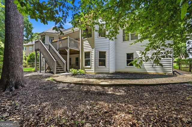 3240 Creek Trace W, Powder Springs, GA 30127