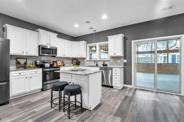 524 Marathon Court, Boiling Springs, SC 29316