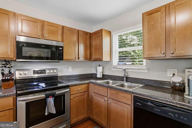 28 Rose Court, Powder Springs, GA 30127
