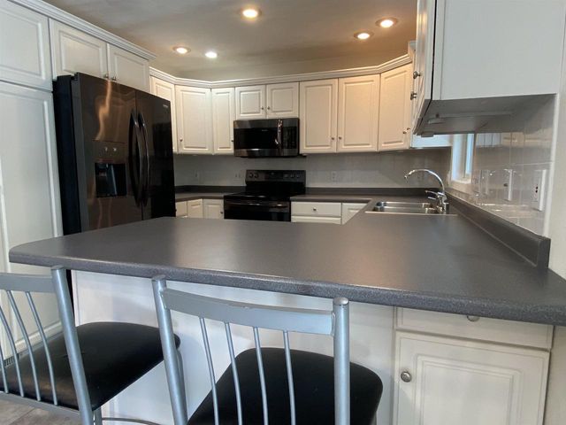 102 Dexter Drive, Cambria, WI 53923