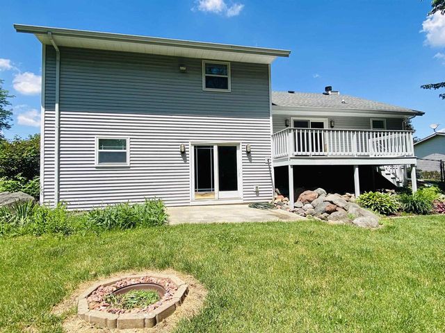 102 Dexter Drive, Cambria, WI 53923