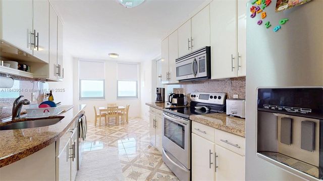 1912 S Ocean Dr 9A, Hallandale Beach, FL 33009