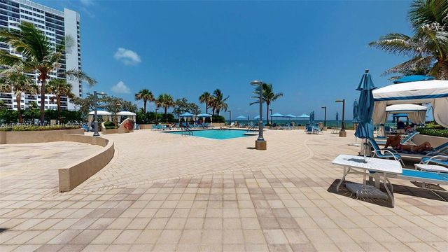 1912 S Ocean Dr 9A, Hallandale Beach, FL 33009