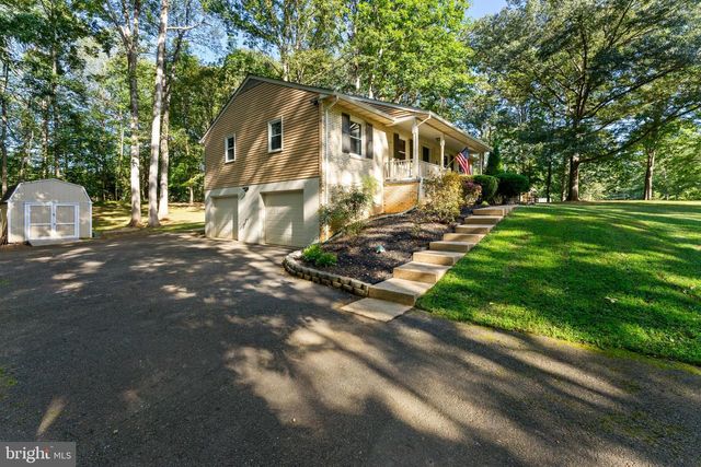 13 CARTER LN, Stafford, VA 22556