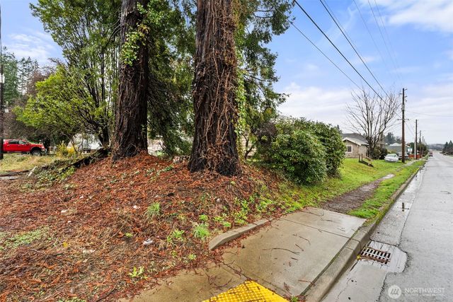 1507 Park Avenue, Raymond, WA 98577