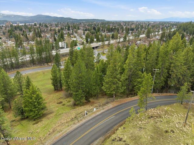 2586 E Fernan Hill RD, Coeur D'alene, ID 83814