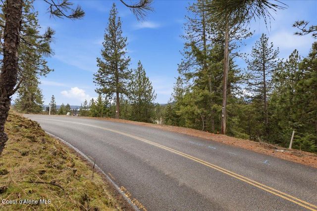 2586 E Fernan Hill RD, Coeur D'alene, ID 83814