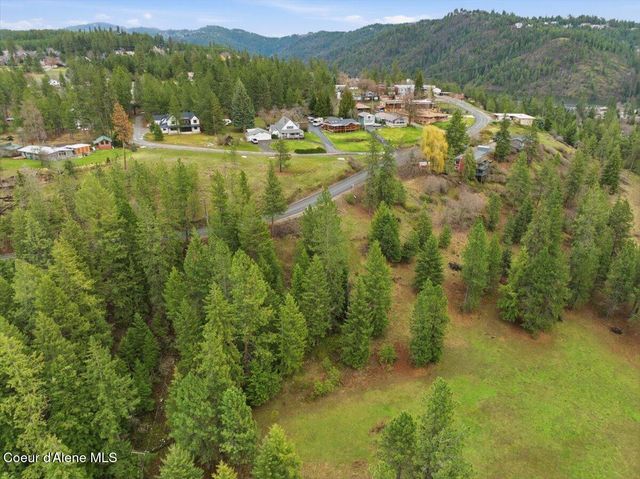2586 E Fernan Hill RD, Coeur D'alene, ID 83814