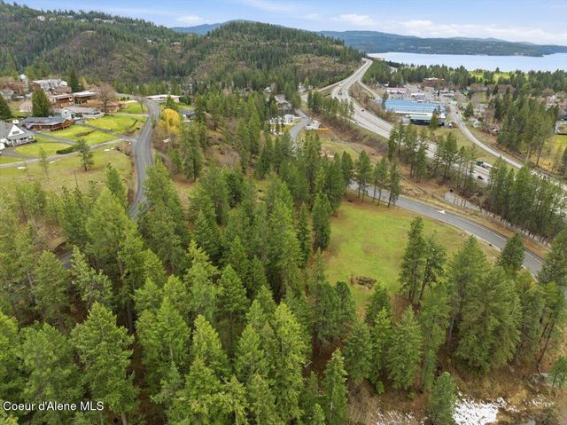 2586 E Fernan Hill RD, Coeur D'alene, ID 83814