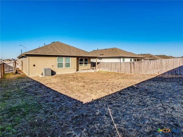 316 Addison Place, Lockhart, TX 78644