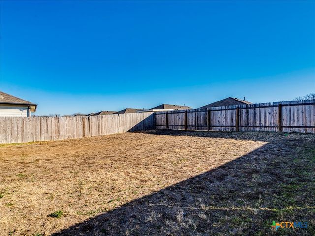 316 Addison Place, Lockhart, TX 78644