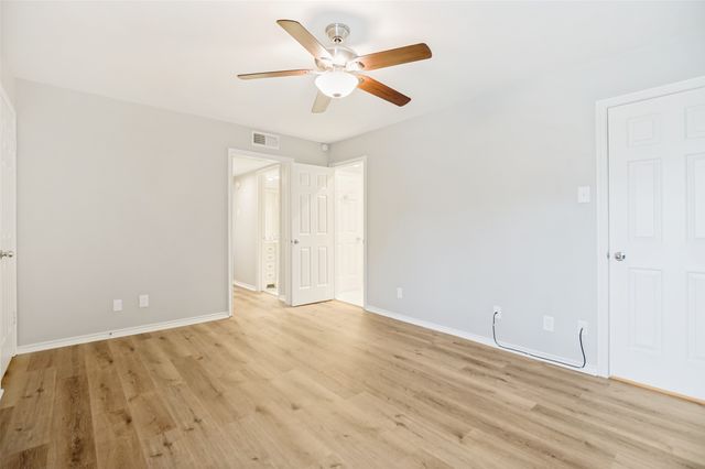 16301 Ledgemont Lane 263, Addison, TX 75001