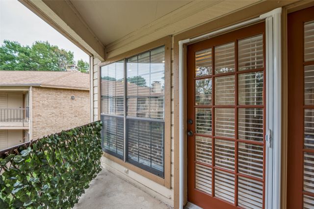 16301 Ledgemont Lane 263, Addison, TX 75001
