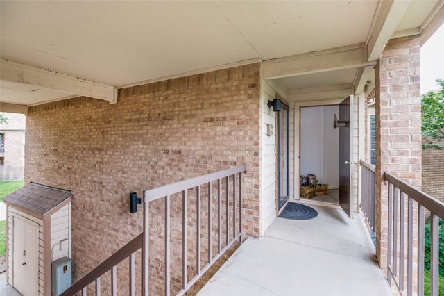 16301 Ledgemont Lane 263, Addison, TX 75001