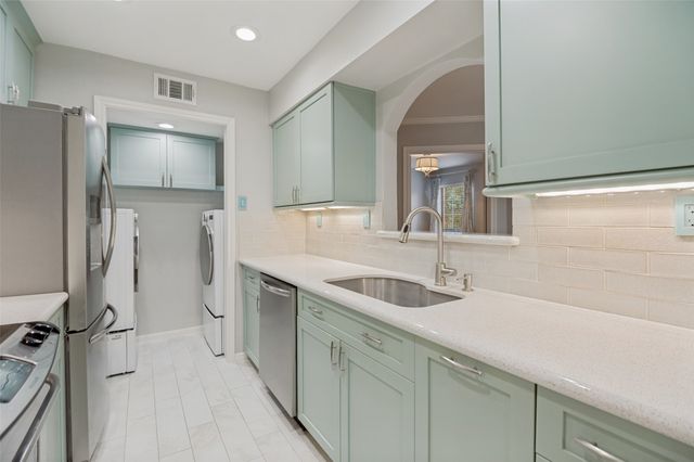 16301 Ledgemont Lane 263, Addison, TX 75001