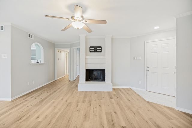 16301 Ledgemont Lane 263, Addison, TX 75001