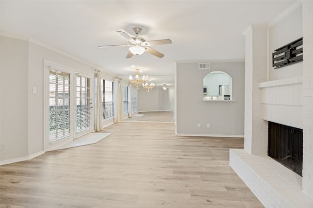 16301 Ledgemont Lane 263, Addison, TX 75001