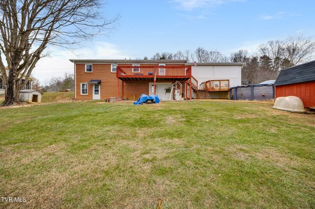 404 Pine Ridge Road, Bluff City, TN 37618