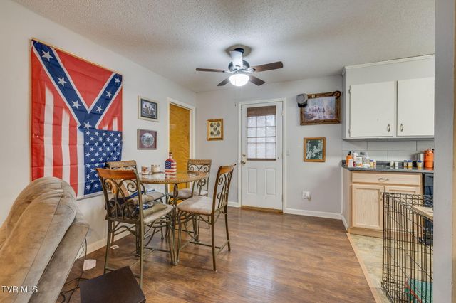 404 Pine Ridge Road, Bluff City, TN 37618