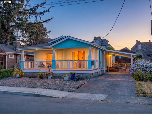 240 11TH Ave, Seaside, OR 97138