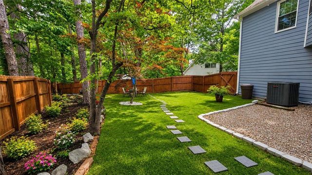 5550 Windswept Trace, Sugar Hill, GA 30518