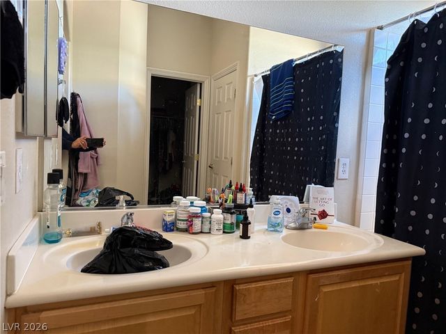 6120 Alderley Court, North Las Vegas, NV 89081