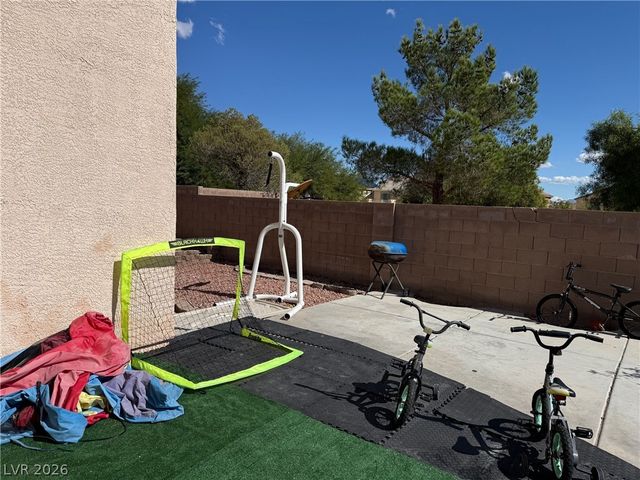 6120 Alderley Court, North Las Vegas, NV 89081