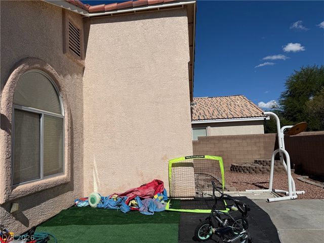 6120 Alderley Court, North Las Vegas, NV 89081