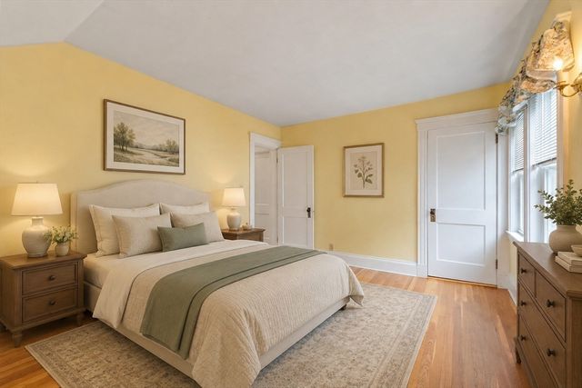 76 Lynde Ave 76, Melrose, MA 02176