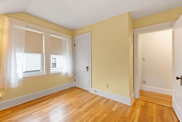 76 Lynde Ave 76, Melrose, MA 02176