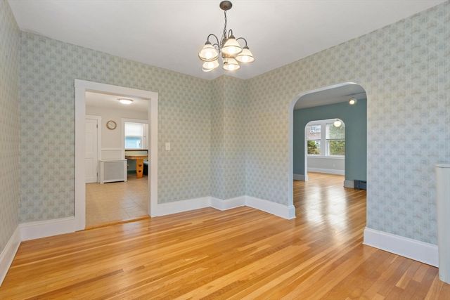 76 Lynde Ave 76, Melrose, MA 02176