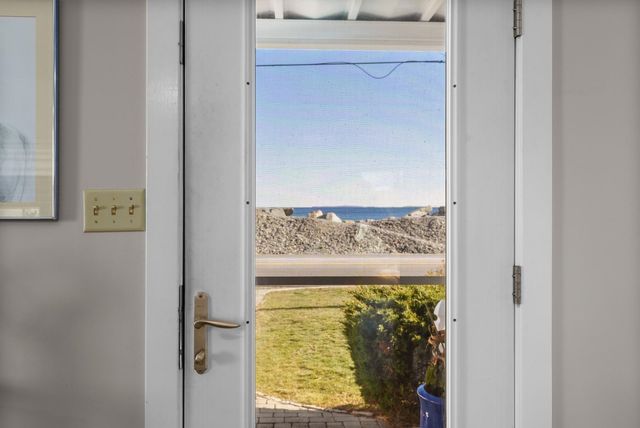 1643 Ocean Boulevard, Rye, NH 03870