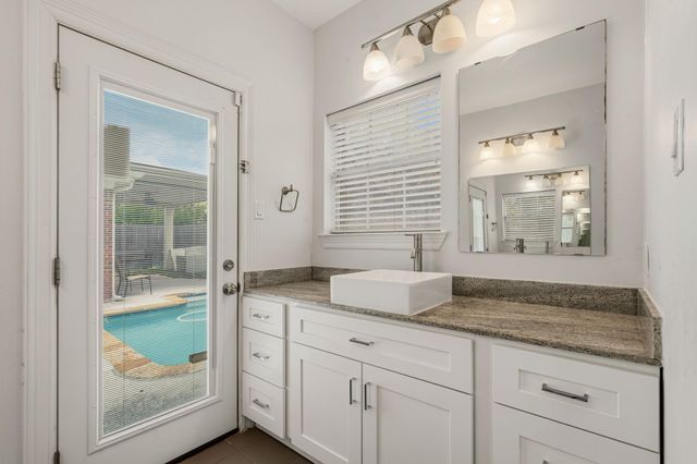 14207 Woodville Gardens Drive, Houston, TX 77077