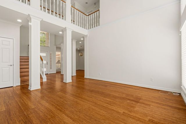 14207 Woodville Gardens Drive, Houston, TX 77077