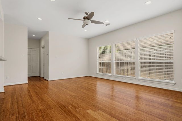 14207 Woodville Gardens Drive, Houston, TX 77077