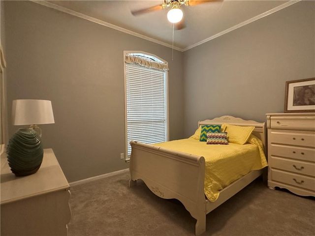 7421 Lake Neuchatel Dr, Corpus Christi, TX 78413