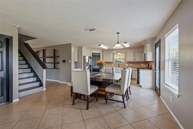 5119 Laurynnbrook Drive, Pasadena, TX 77505