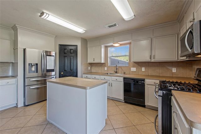 5119 Laurynnbrook Drive, Pasadena, TX 77505
