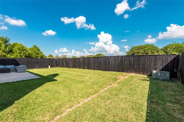 5119 Laurynnbrook Drive, Pasadena, TX 77505
